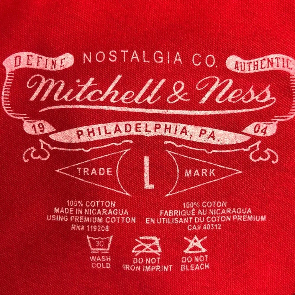 Mitchell and Ness Toronto Raptors Red Graphic T-Shirt